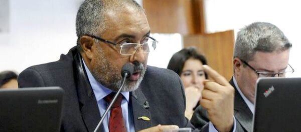 O Senador Paulo Paim pediu  audiência na CDH para tratar da chacina de trabalhadores rurais no Mato Grosso - Sputnik Brasil