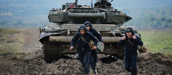 Tanque T-72B3 - Sputnik Brasil