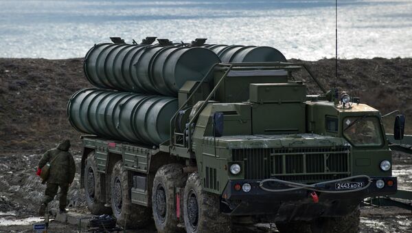 Sistema da defesa antiaérea S-400 russo - Sputnik Brasil