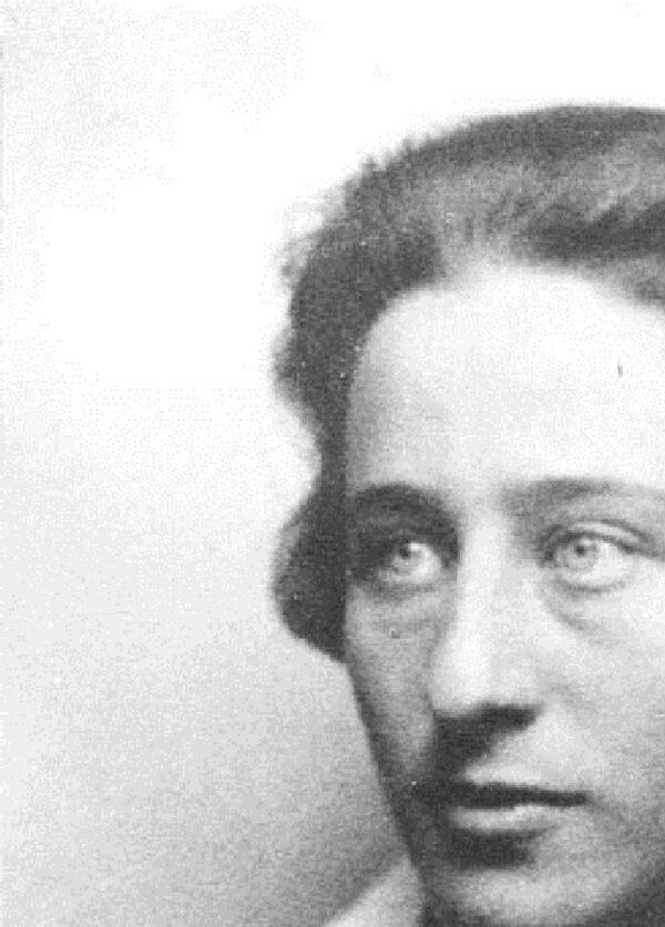 Olga Benário em 1928, na Alemanha - Sputnik Brasil