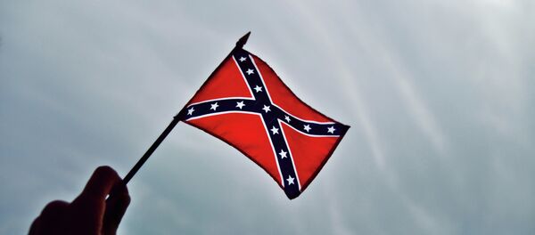Battle of the Battleflag: States Move to Dissociate from Confederate Banner - Sputnik Brasil