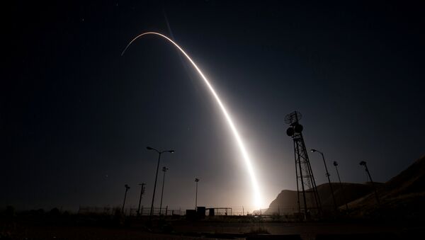 Lançamento do míssil Minuteman III (foto de arquivo) - Sputnik Brasil