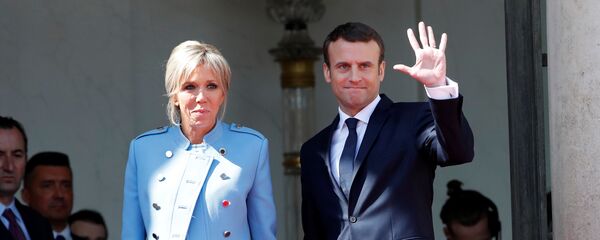 Emmanuel Macron e Brigitte Trogneux - Sputnik Brasil