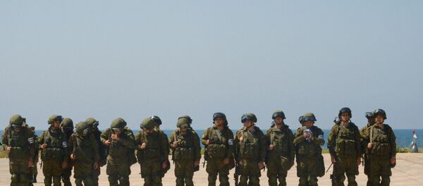 Marinheiros russos e sírios participam de exercícios militares conjuntos no porto sírio de Tartus - Sputnik Brasil