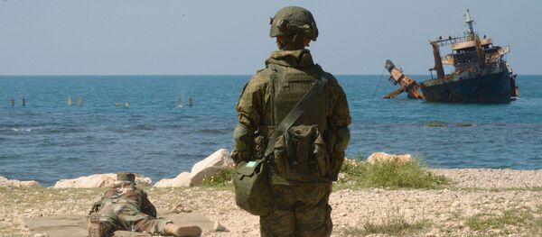 Os marinhos russos e sírios participam dos exercícios militares conjuntos no porto sírio de Tartus. - Sputnik Brasil