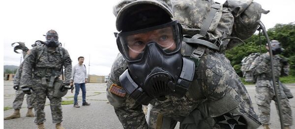 Militares do batalhão de guerra química do exército dos EUA numa base militar na Coreia do Sul - Sputnik Brasil