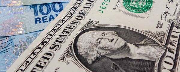 Analistas preveem longo período de oscilações no câmbio Analistas preveem longo período de oscilações no câmbio - Sputnik Brasil