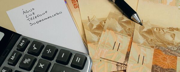 Mesmo com índices de inflação em baixa, consumidor continua retraído - Sputnik Brasil