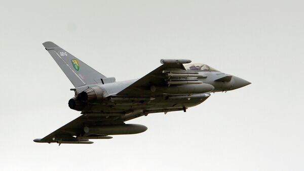 Caça Typhoon da Força Aérea britânica (foto de arquivo) - Sputnik Brasil