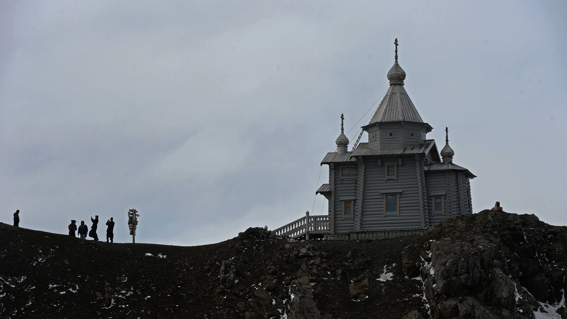 A ermida da Santíssima Trindade A ermida da Santíssima Trindade - Sputnik Brasil, 1920, 20.04.2025