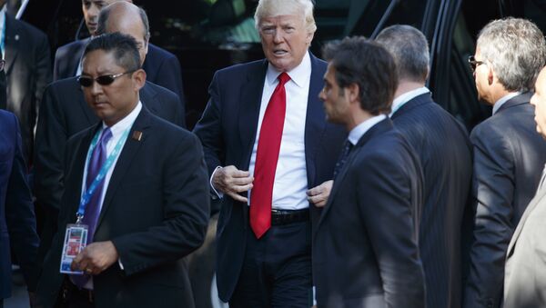 Presidente dos EUA, Donald Trump, durante a cúpula do G7, 27 de maio de 2017 - Sputnik Brasil