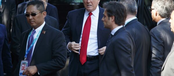 Presidente dos EUA, Donald Trump, durante a cúpula do G7, 27 de maio de 2017 - Sputnik Brasil