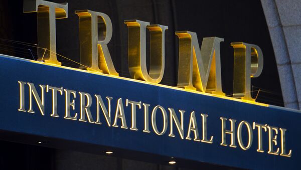 Imagem da fachada do Trump International Hotel, em Washington, nos Estados Unidos - Sputnik Brasil
