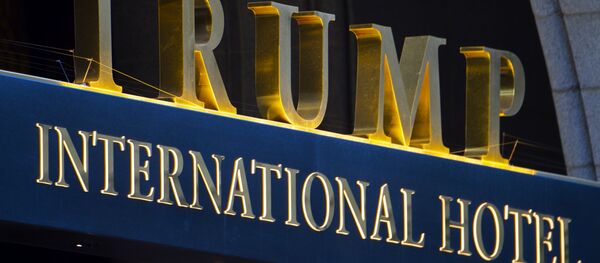 Imagem da fachada do Trump International Hotel, em Washington, nos Estados Unidos - Sputnik Brasil