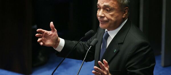 Senador Álvaro Dias na tribuna do Plenário - Sputnik Brasil