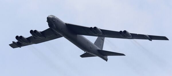 Bombardeiro estratégico B-52 da Força Aérea dos EUA (foto de arquivo) - Sputnik Brasil