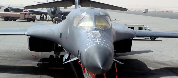 In this photo taken on March 9, 2015, a B-1 bomber is seen at the al-Udeid Air Base in Doha, Qatar - Sputnik Brasil