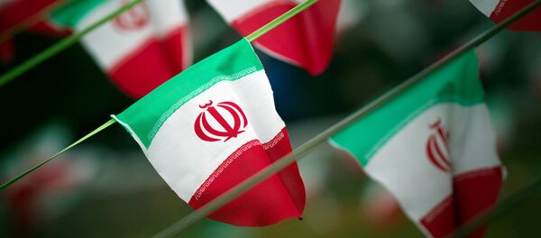 Bandeira nacional do Irã - Sputnik Brasil