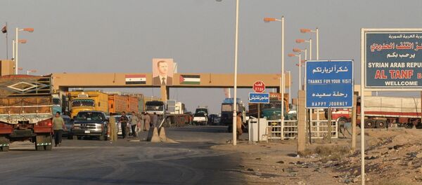 Cidade síria de Tanf, província de Homs, perto das fronteiras com Iraque e Jordânia Cidade síria de Tanf, província de Homs, perto das fronteiras com Iraque e Jordânia - Sputnik Brasil