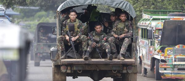 Militares filipinos na cidade de Marawi - Sputnik Brasil