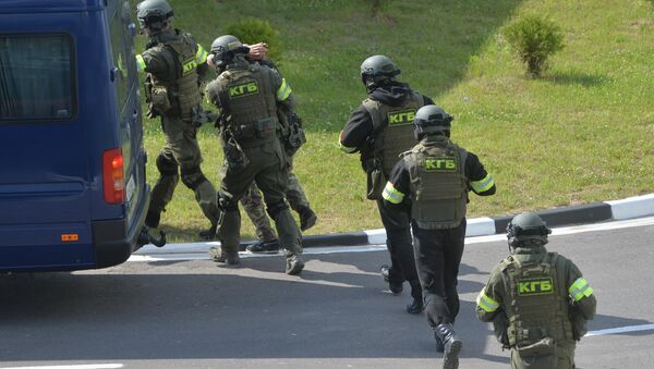 Agentes do serviço antiterrorista bielorrussos (arquivo) - Sputnik Brasil