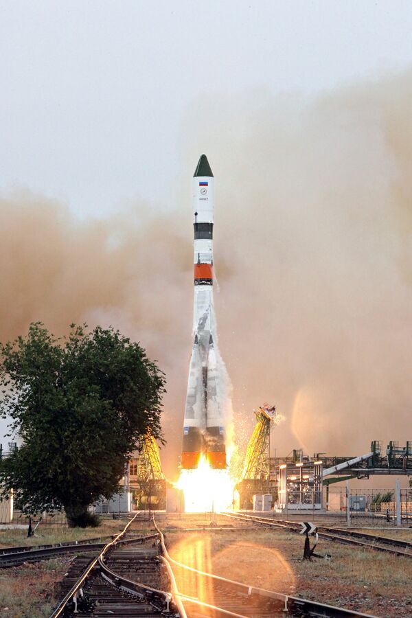 Em 14 de junho, o veículo de lançamento Soyuz-2.1a com a nave espacial de carga Russian Progress MS-06 a bordo foi lançado com sucesso a partir do bloco de lançamento №31 do Cosmodrome de Baikonur. O ancoradouro da nave espacial de carga com a ISS . A carga SC Progress MS entregará em mais de 2,5 ton de suprimentos diferentes, como equipamentos científicos, componentes propulsores, refeições, efeitos pessoais e nano-satélites. - Sputnik Brasil