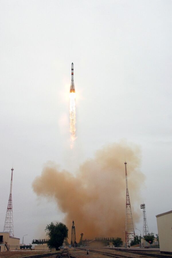 Em 14 de junho, o veículo de lançamento Soyuz-2.1a com a nave espacial de carga Russian Progress MS-06 a bordo foi lançado com sucesso a partir do bloco de lançamento №31 do Cosmodrome de Baikonur. O ancoradouro da nave espacial de carga com a ISS . A carga SC Progress MS entregará em mais de 2,5 ton de suprimentos diferentes, como equipamentos científicos, componentes propulsores, refeições, efeitos pessoais e nano-satélites. - Sputnik Brasil