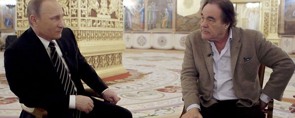 O presidente russo, Vladimir Putin e o cineasta estadunidense, Oliver Stone durante as gravações do especial The Putin Interviews - Sputnik Brasil
