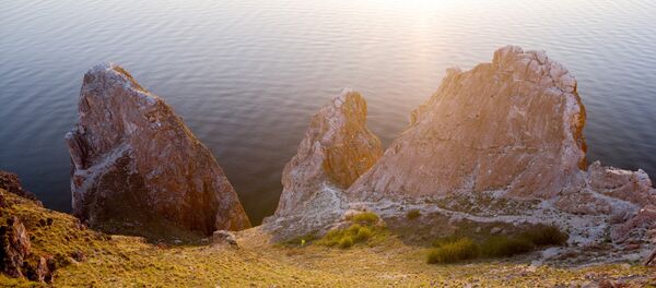 O cabo Sagan-Khushun, Cabo Branco, em buriato, na ilha de Olkhon, no lago Baikal - Sputnik Brasil