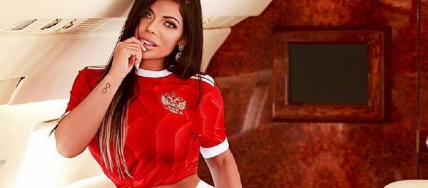 Suzy Cortez, Miss BumBum 2015 - Sputnik Brasil