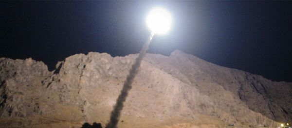 O ataque do Irã contra os terroristas na província síria de Deir ez-Zor O ataque do Irã contra os terroristas na província síria de Deir ez-Zor - Sputnik Brasil