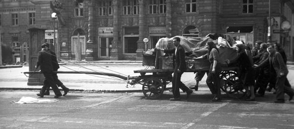 Presos de campos de concentração em Viena - Sputnik Brasil