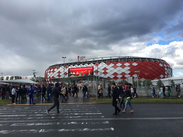 Estádio Otkrytie Arena, em Moscou, onde decorreu a partida entre Portugal e a Rússia em 21 de julho, sendo que o local acolherá ainda os jogos da Copa do Mundo em 2018 - Sputnik Brasil