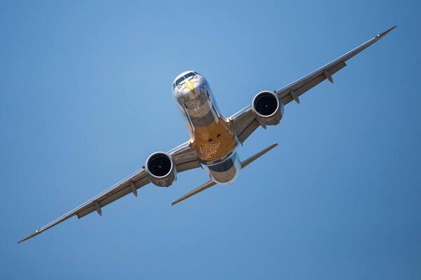 Especulação em torno da Embraer mostra que empresa precisa ser protegida, diz especialista Especulação em torno da Embraer mostra que empresa precisa ser protegida, diz especialista - Sputnik Brasil