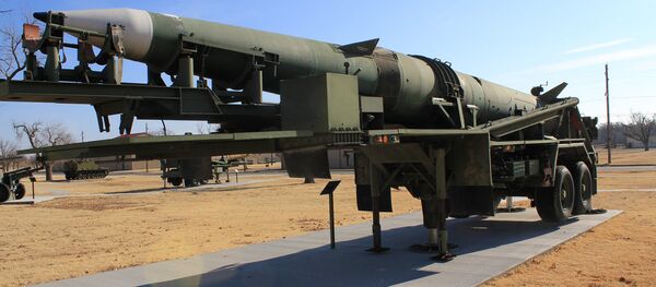 Míssil de médio alcance norte-americano, Pershing II - Sputnik Brasil