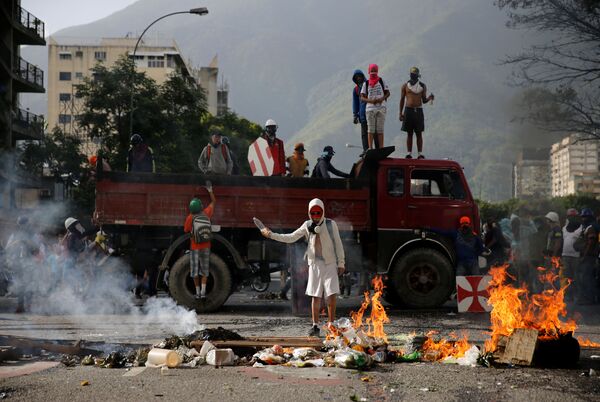 Protestos antigovernamentais na capital venezuelana, Caracas - Sputnik Brasil