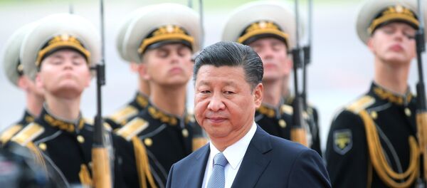 Xi Jinping após pousar em Moscou, em 4 de julho de 2017 - Sputnik Brasil