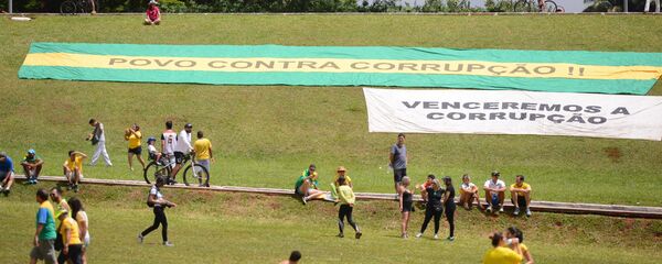 Ato do Vem Pra Rua em Brasília em apoio à Operação Lava Jato e contra a corrupção - Sputnik Brasil
