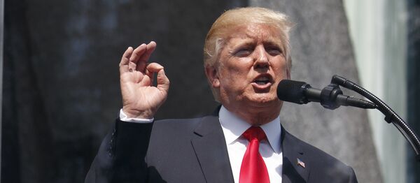 Presidente dos EUA, Donald Trump, discursa na praça Krasinski, em Varsóvia - Sputnik Brasil
