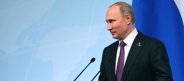 A coletiva de imprensa do presidente russo Vladimir Putin no decurso da cúpula do grupo G20 em Hamburgo, em 8 de julho de 2017 - Sputnik Brasil