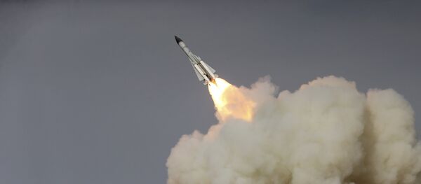Míssil iraniano de longo alcance, foto de arquivo - Sputnik Brasil