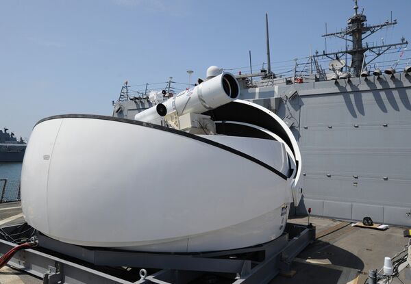'Capacidades extremamente limitadas': analista avalia eficácia de nova arma a laser dos EUA 'Capacidades extremamente limitadas': analista avalia eficácia de nova arma a laser dos EUA - Sputnik Brasil