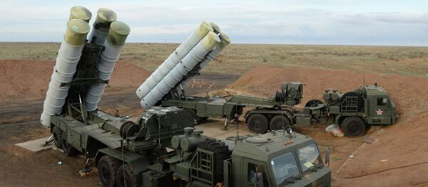 Sistema de defesa antiaérea S-400 - Sputnik Brasil
