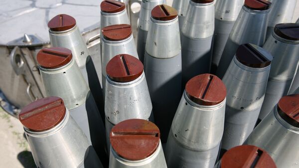 Bombas de fósforo em unidade de destruição de armas químicas na cidade russa de Shchuchye, na Sibéria - Sputnik Brasil