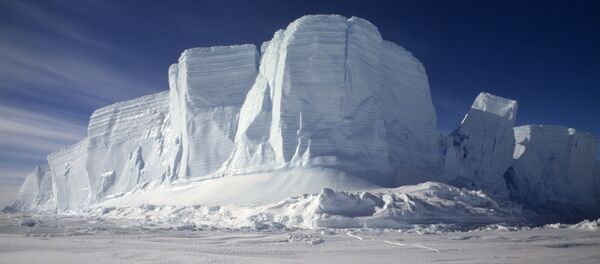 Iceberg, ilustração - Sputnik Brasil