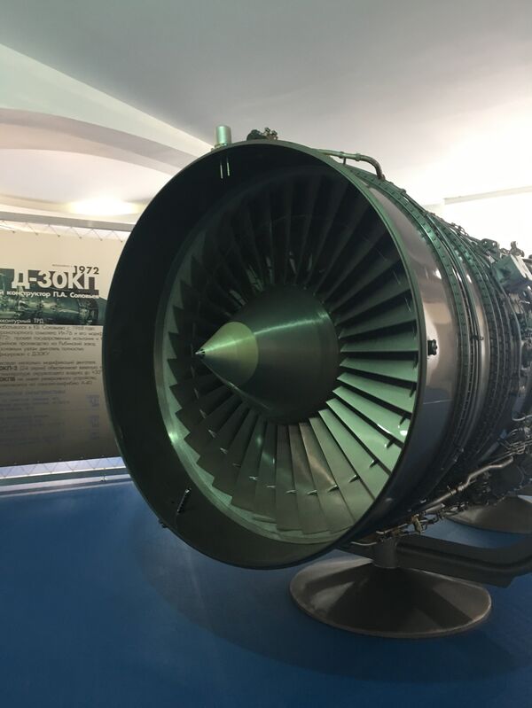 Motor soviético Soloviev D-30, de fabricação da Saturn, criado em 1972 e usado no MiG-31, Il-62M, Tu-154M e Il-76MD - Sputnik Brasil