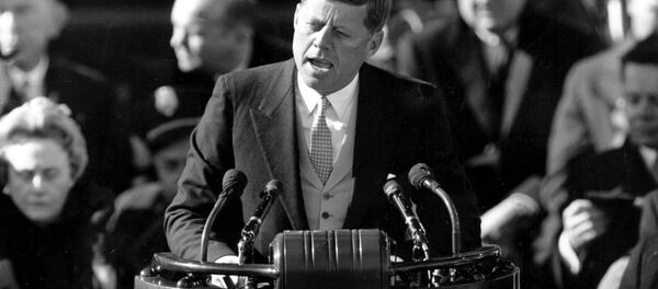 Presidente John Kennedy durante discurso de tomada de posse, em 20 de janeiro de 1961 - Sputnik Brasil