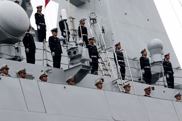 1° porta-aviões da fabricação da China é enviado ao estreito de Taiwan 1° porta-aviões da fabricação da China é enviado ao estreito de Taiwan - Sputnik Brasil