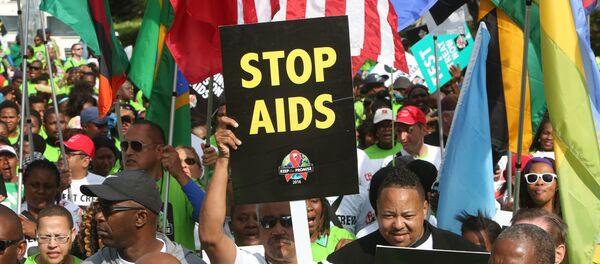Manifestantes apelando para acabar com a AIDS, na cidade de Durban, África do Sul (foto de arquivo) - Sputnik Brasil