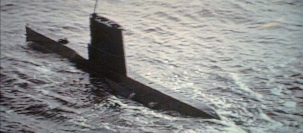 This is a TV copy of North Korea's submarine which was found stranded on a reef off Kangnung - Sputnik Brasil